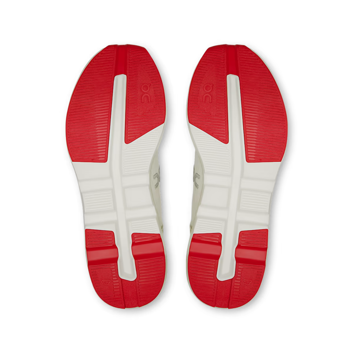 Sur la Lune de la zone nuageuse